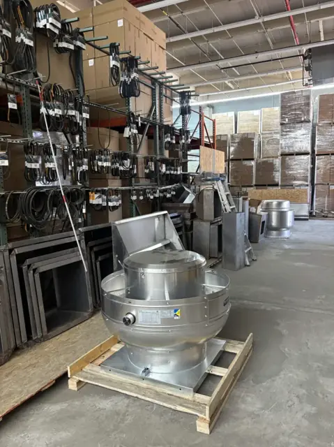 Upblast exhaust fan ("mushroom")